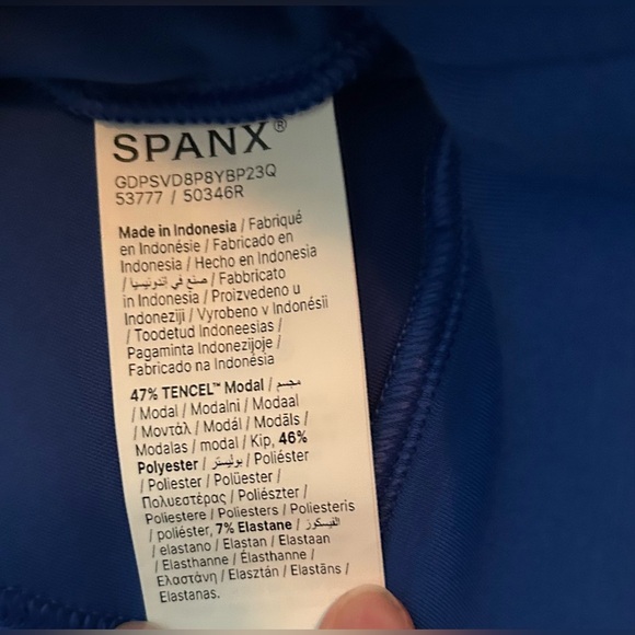 NWOT SPANX AirEssentials Cerulean Blue Quarter Zip Pullover, Size Medium - Picture 13 of 16